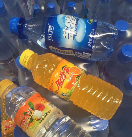 現場查獲的飲料產品